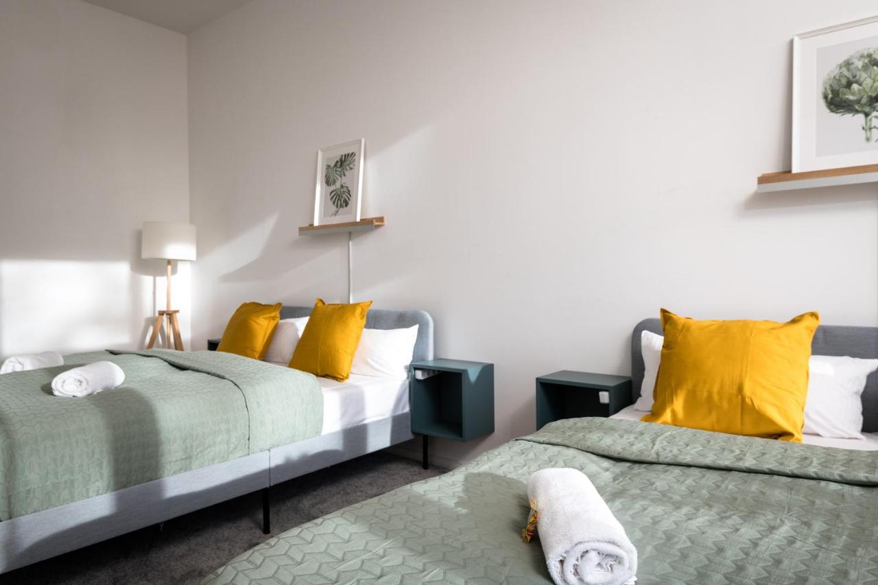 Apartamento Sonnig Alexanderplatz: Spacious Group-friendly Berlim