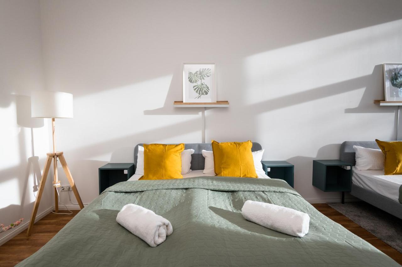 Sonnig Alexanderplatz: Spacious Group-friendly Apartamento *