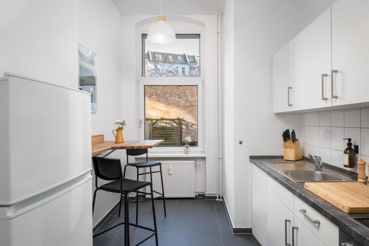 Sonnig Alexanderplatz: Spacious Group-friendly Apartamento *