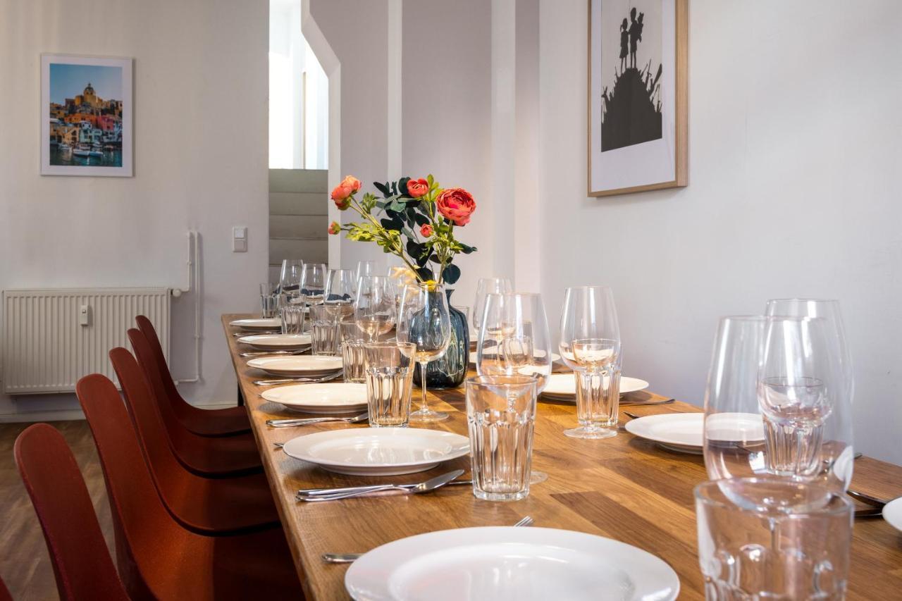 Sonnig Alexanderplatz: Spacious Group-friendly *